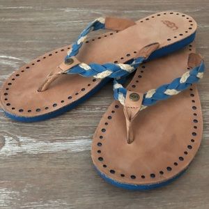 Ugg flip flops
